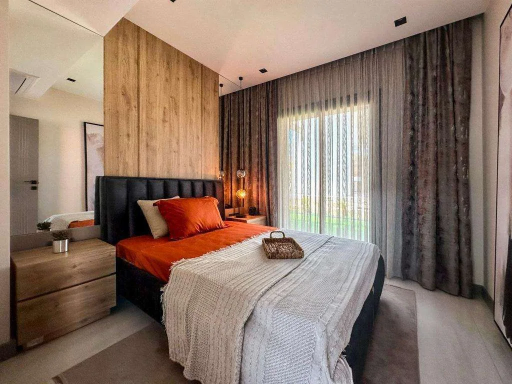 Kuşadası Türkmen Mahallesi villa projesi, sahadan bir kare